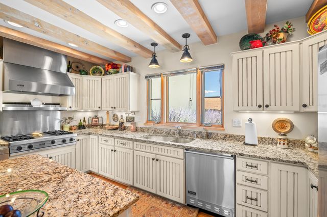 40 Craftsman Road, Santa Fe, NM 87508