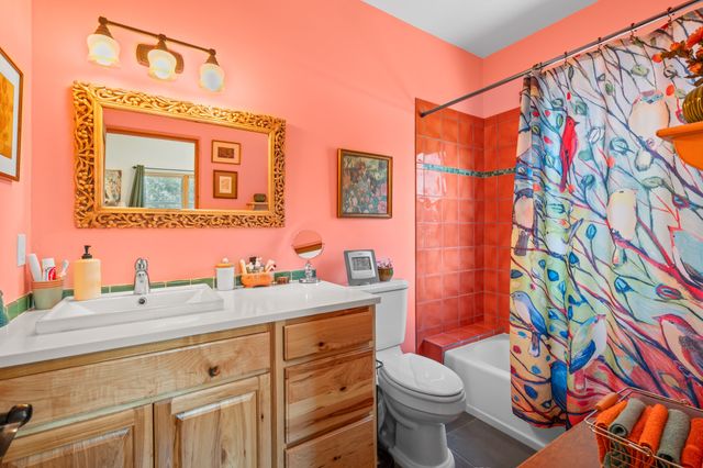 40 Craftsman Road, Santa Fe, NM 87508