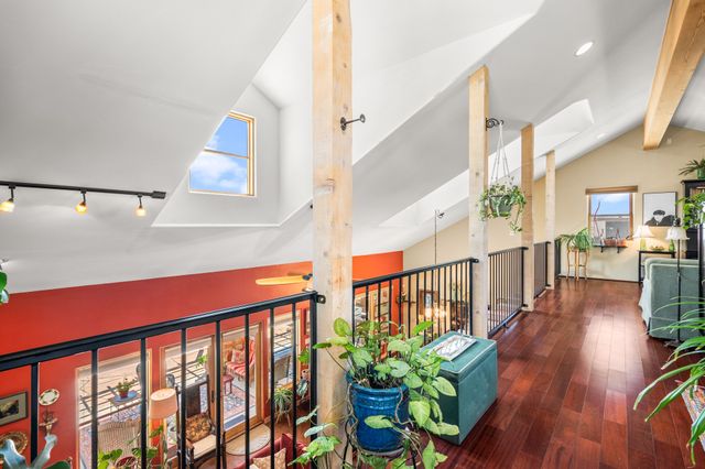 40 Craftsman Road, Santa Fe, NM 87508