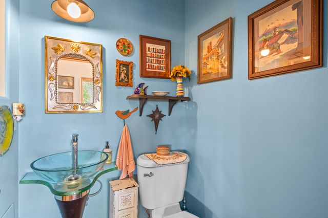 40 Craftsman Road, Santa Fe, NM 87508