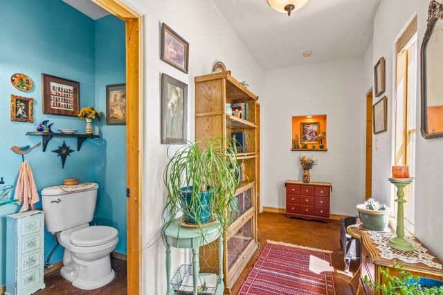 40 Craftsman Road, Santa Fe, NM 87508