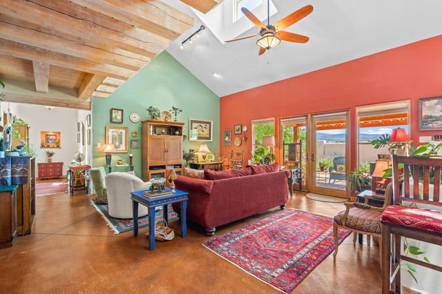 40 Craftsman Road, Santa Fe, NM 87508