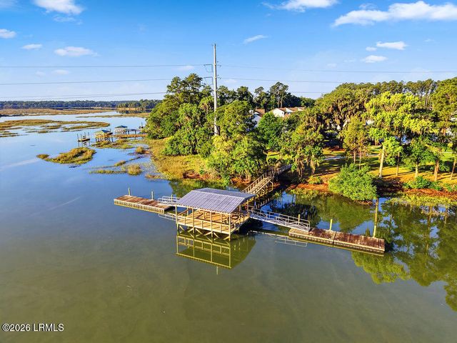 1231 Salty Hammock Court, Beaufort, SC 29902