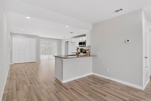 825 Fitch St, San Antonio, TX 78214