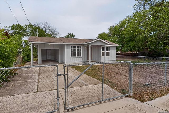 825 Fitch St, San Antonio, TX 78214