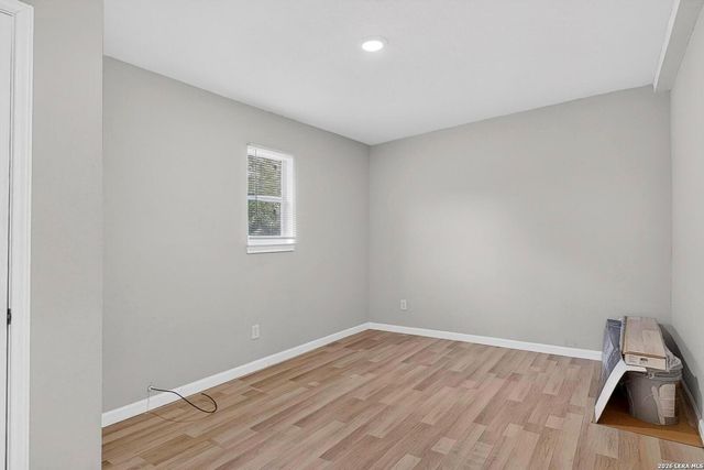 825 Fitch St, San Antonio, TX 78214