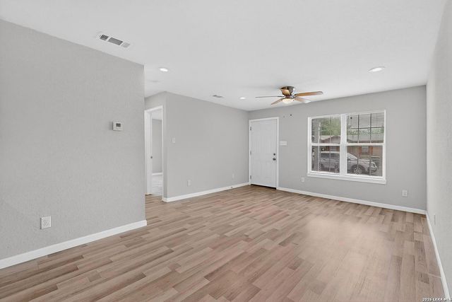 825 Fitch St, San Antonio, TX 78214