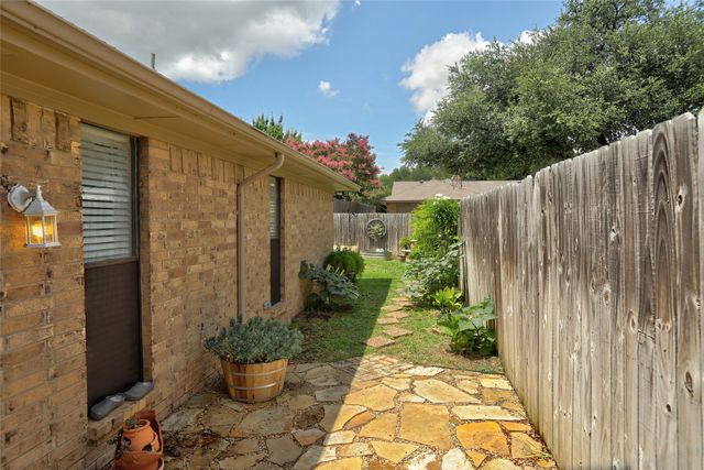 435 Tiffany Trail, Richardson, TX 75081