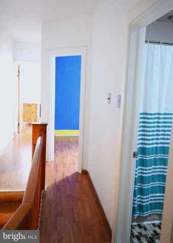 1204 PRATT ST, Philadelphia, PA 19124