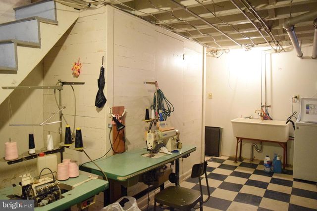 1204 PRATT ST, Philadelphia, PA 19124