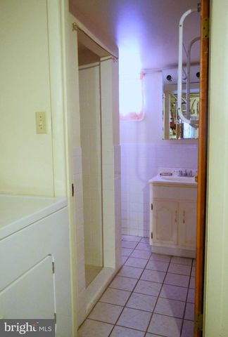 1204 PRATT ST, Philadelphia, PA 19124