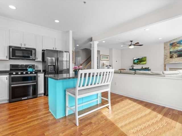 100 Buttercup Ln 100, Grafton, MA 01560