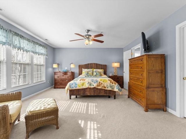 100 Buttercup Ln 100, Grafton, MA 01560