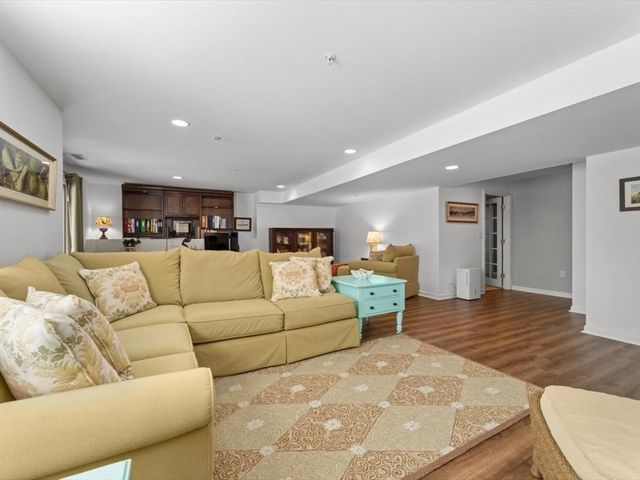 100 Buttercup Ln 100, Grafton, MA 01560