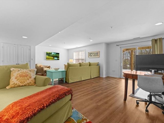 100 Buttercup Ln 100, Grafton, MA 01560