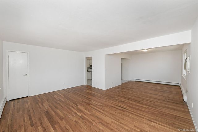 8 Harbor Hill Road 2 Second Floor, Glen Cove, NY 11542