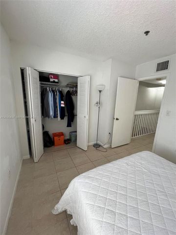 171 Riviera Circle 1, Weston, FL 33326