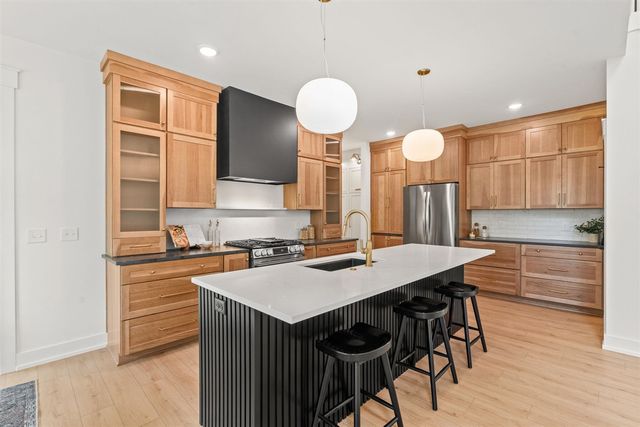 4662 Hidden Ridge Drive, Hudsonville, MI 49426