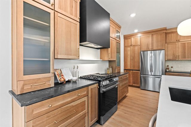 4662 Hidden Ridge Drive, Hudsonville, MI 49426