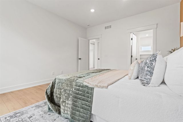 4662 Hidden Ridge Drive, Hudsonville, MI 49426