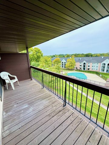4350 Trenton Lane N 311, Plymouth, MN 55442