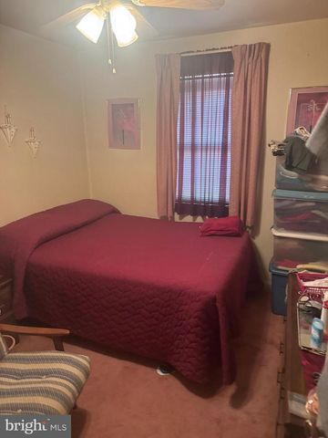 7402 W PARK DR, Hyattsville, MD 20783