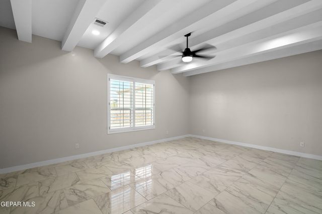 625 Bluegruff Street, Horizon City, TX 79928