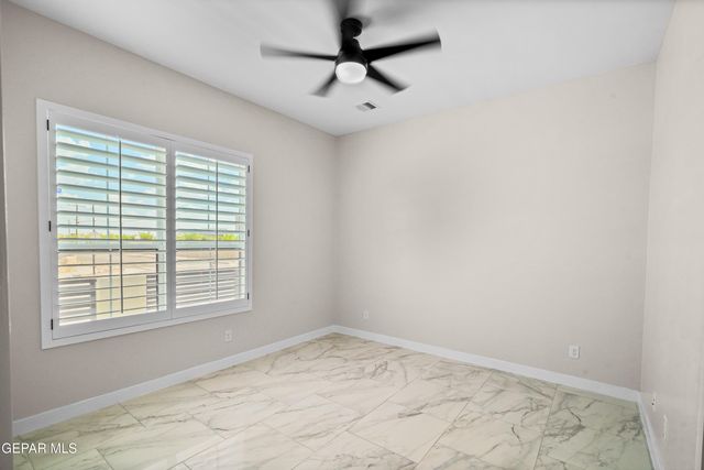 625 Bluegruff Street, Horizon City, TX 79928
