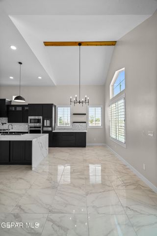 625 Bluegruff Street, Horizon City, TX 79928