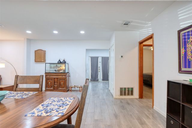 305 E Belt Line Road, Wilmer, TX 75172