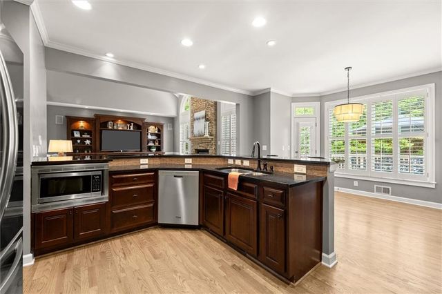 246 Cedarhurst Drive, Canton, GA 30115