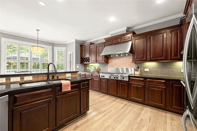 246 Cedarhurst Drive, Canton, GA 30115