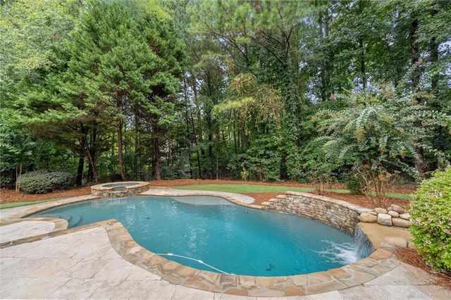 246 Cedarhurst Drive, Canton, GA 30115