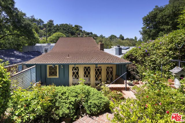 8944 Wonderland Avenue, Los Angeles, CA 90046