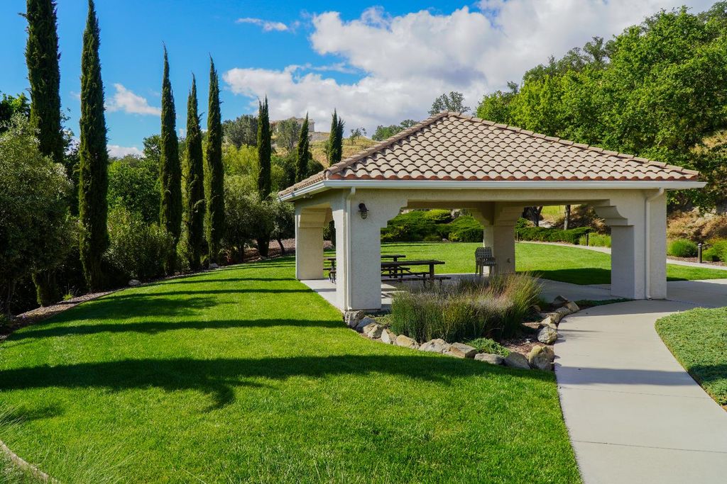 Image 29 of property listing at 8664 Paseo De Vaca, Atascadero, CA 93422