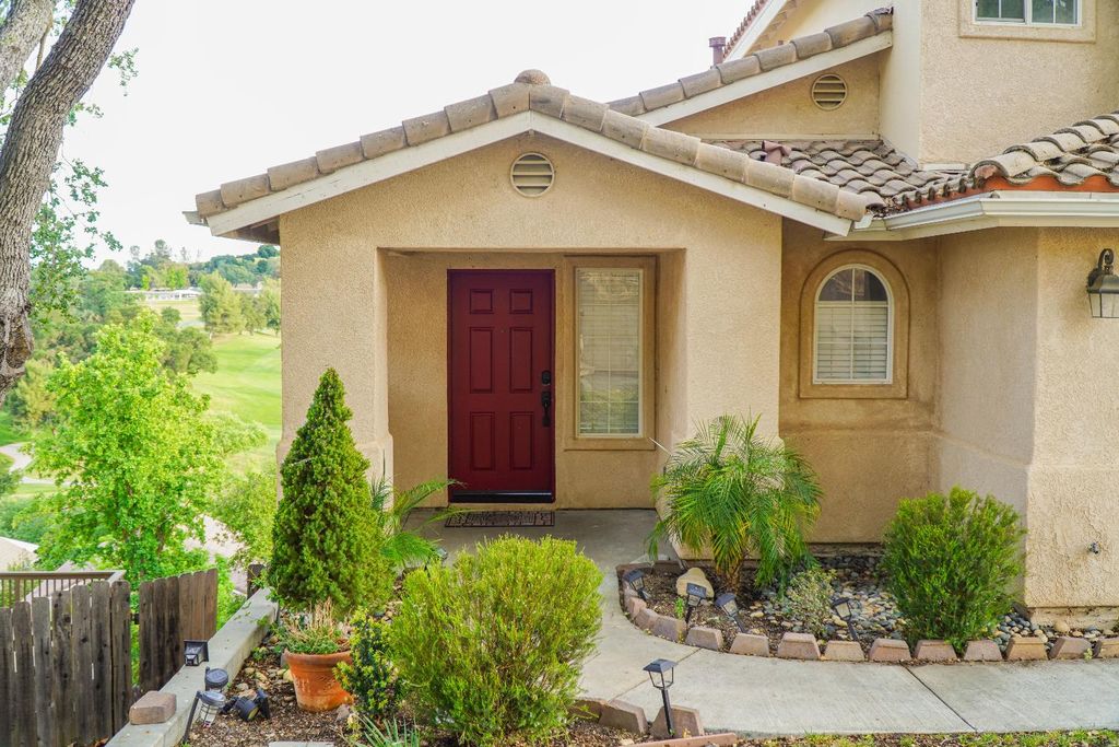 Image 4 of property listing at 8664 Paseo De Vaca, Atascadero, CA 93422