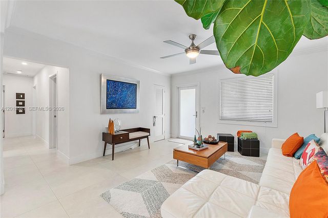 301 Hampton Lane, Key Biscayne, FL 33149