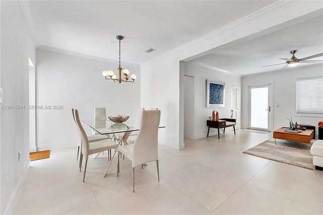 301 Hampton Lane, Key Biscayne, FL 33149