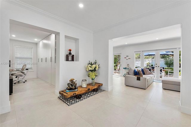 301 Hampton Lane, Key Biscayne, FL 33149
