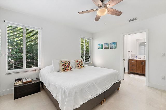 301 Hampton Lane, Key Biscayne, FL 33149
