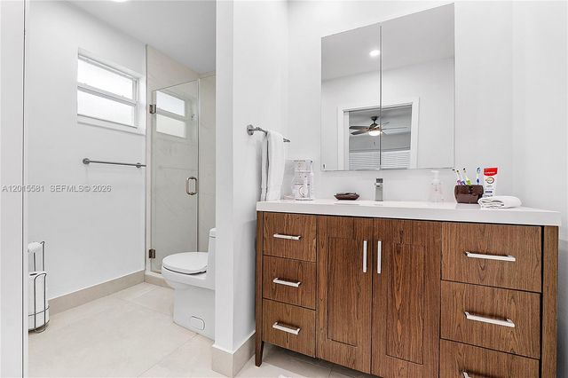301 Hampton Lane, Key Biscayne, FL 33149