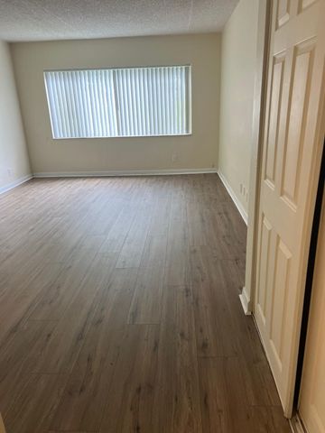 101 SE 6TH Avenue 4, Pompano Beach, FL 33060
