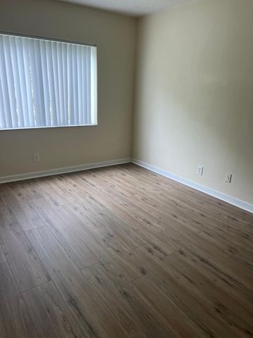 101 SE 6TH Avenue 4, Pompano Beach, FL 33060