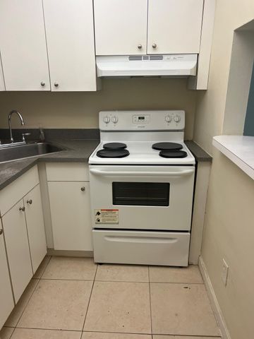 101 SE 6TH Avenue 4, Pompano Beach, FL 33060