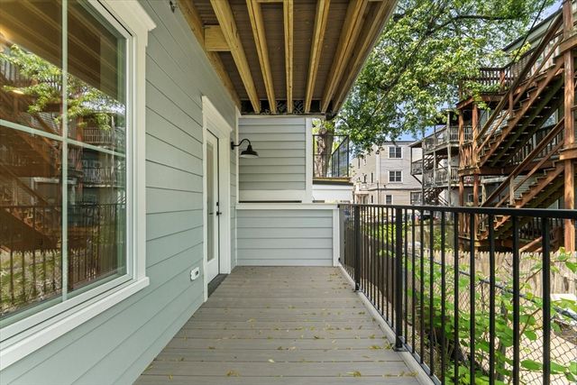 80 Baxter St 1, Boston, MA 02127
