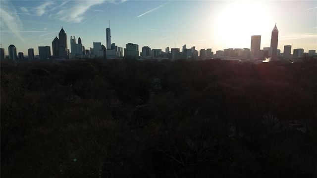 1052 Curran NW Street, Atlanta, GA 30318