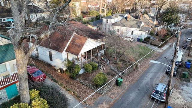 1052 Curran NW Street, Atlanta, GA 30318