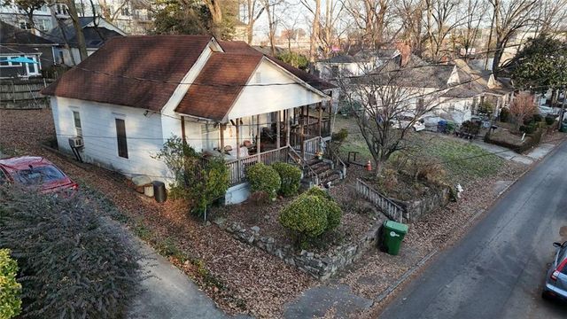 1052 Curran NW Street, Atlanta, GA 30318