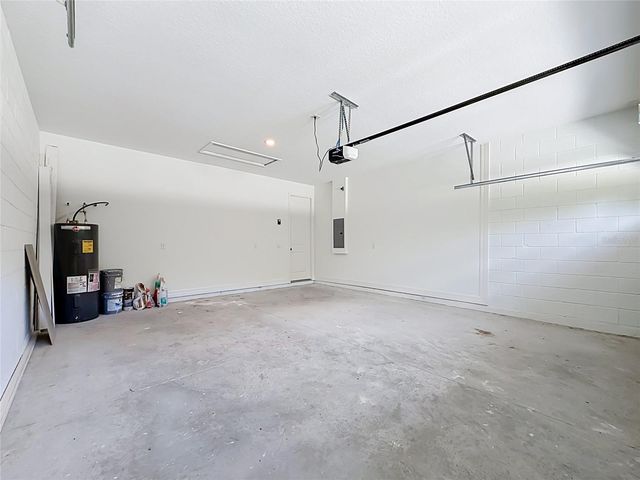 41334 PERSIMMON STREET, Eustis, FL 32736