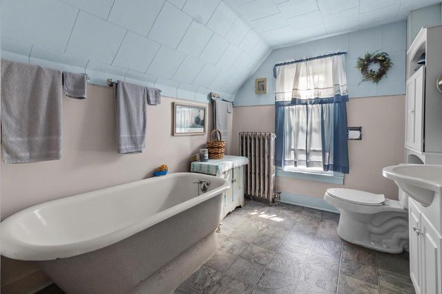 117 N Fourth STREET, Delavan, WI 53115